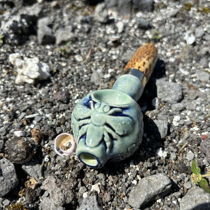 Blue Bumblebee w/Pinecone Mouthpiece